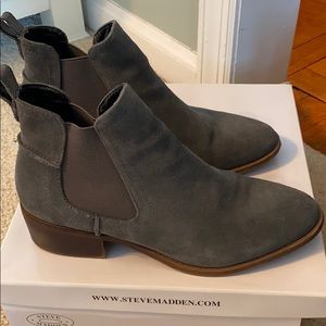 Steve Madden booties (grayish blue)